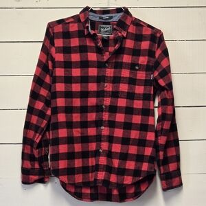 Woolrich Men’s Red & Black Buffalo Check Flannel Shirt
